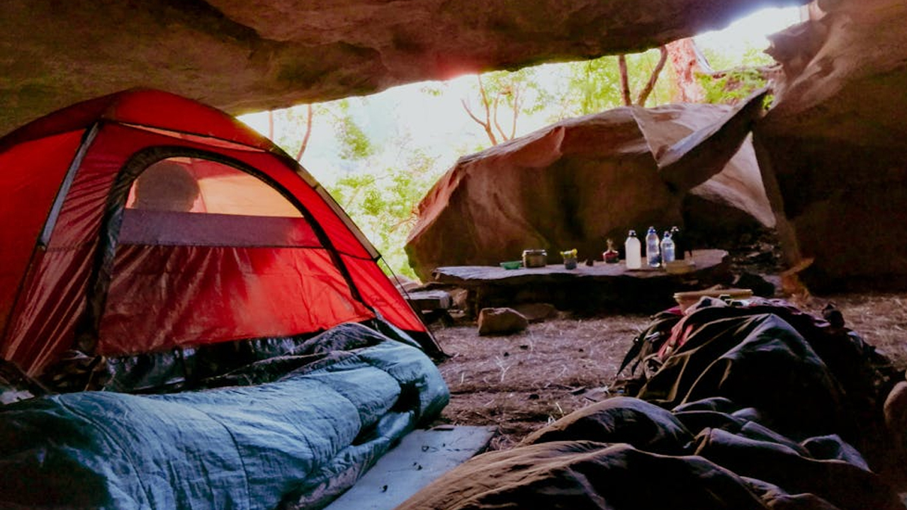 13 Ways to Stay Warm Without a Campfire